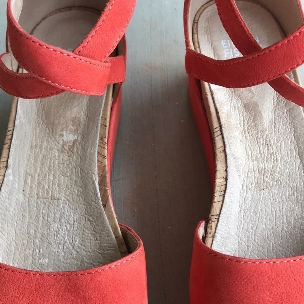 Eileen Fisher Emmy Tangelo Platform Sandals